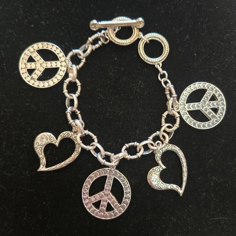 NWOT Silver Heart & Peacesign Charm Bracelet